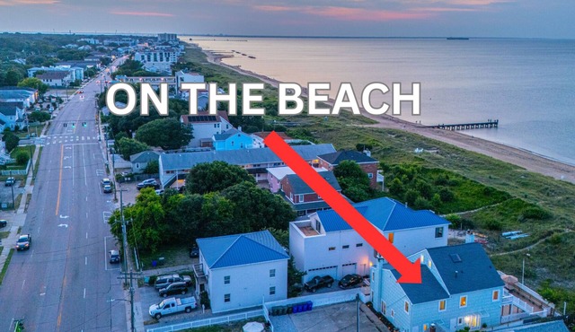 2BD+Den: BeachAccess| KingBedsI FencedYard| DogsOk