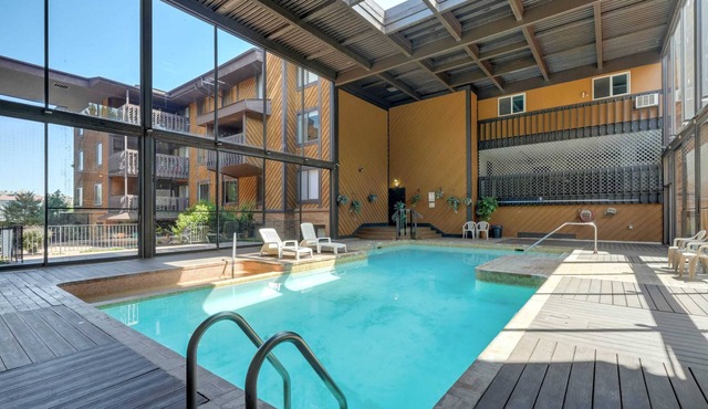 2BD Dry Sauna & Pool Near Downtown COS, GotG, & Pikes Peak