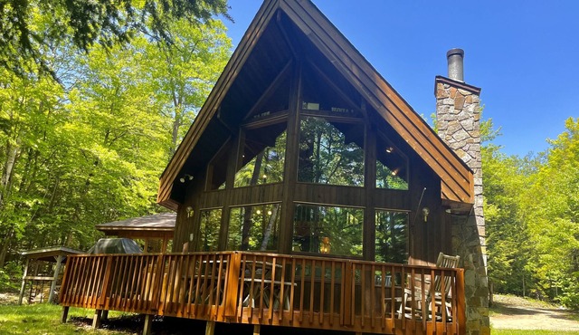 2BD + Loft cabin, 5-mins to Gore Mtn | North Creek