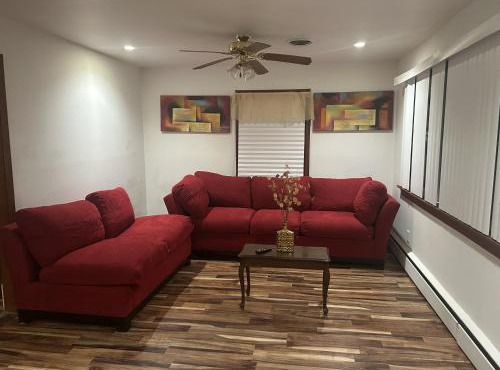 2BD Midtown Rancher Near Airport