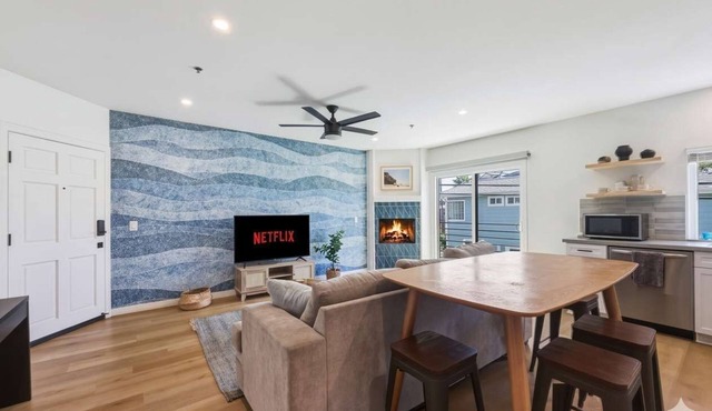 2BD Oceanview Retreat by Solstice Interiors Pro