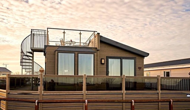 2BD Seafront Lodge Amazing views in Kent