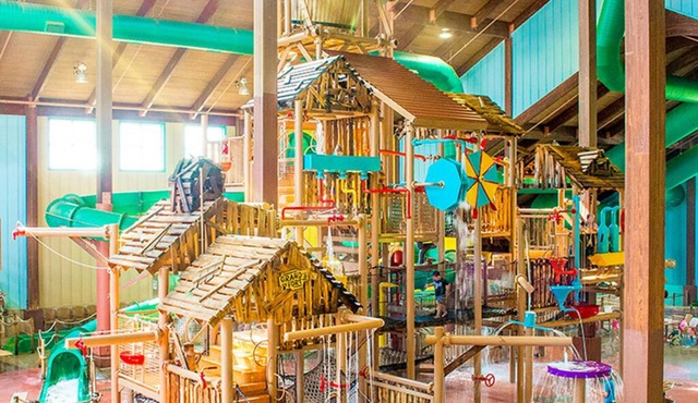 2BDR Cottage sleeps 6 at Stormy Point Village.