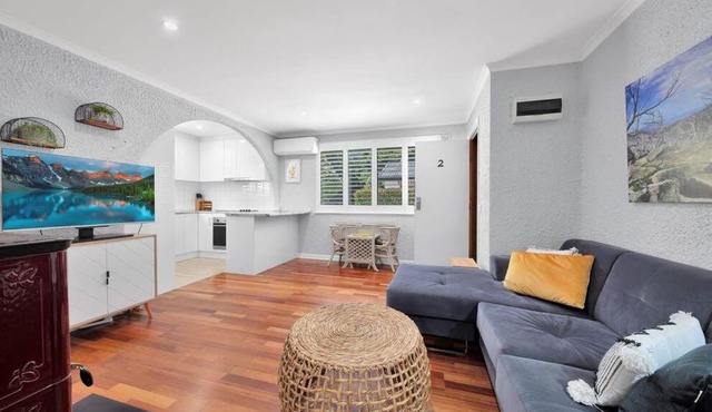 2BDR Holiday Flat near Bright-Entire Place