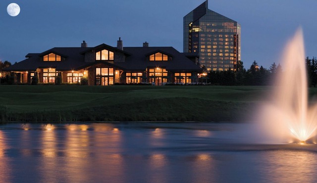 2BDR Loft Suite Golf Course Condo 5549