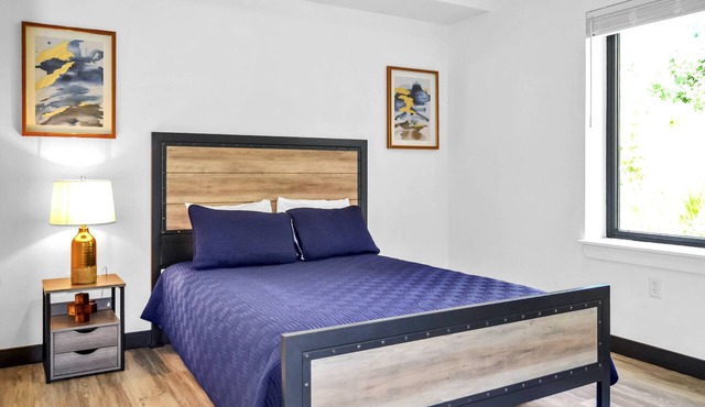 2BDR Luxury Getaway: Sports & Wellness Hub