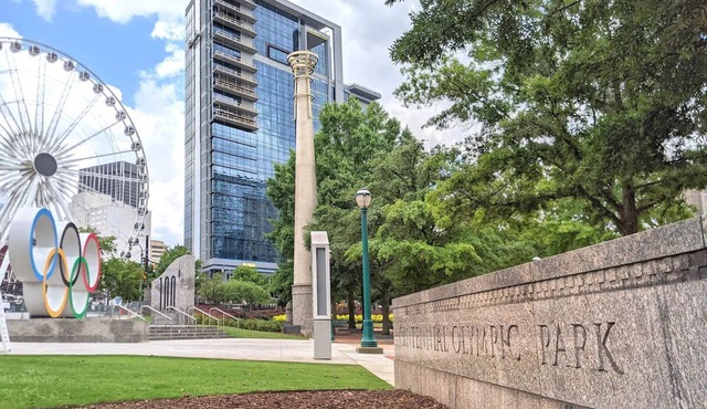 2Bed/2Bath Gorgeous New Resort in Downtown Atlanta!
