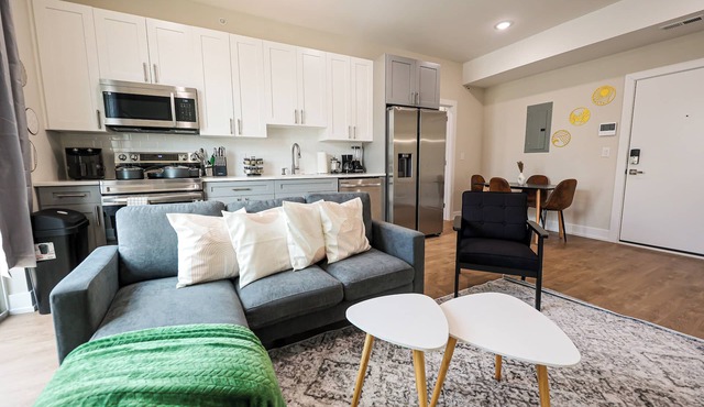 2Bed/2Bath King Bed+Central+W/D+WIFI