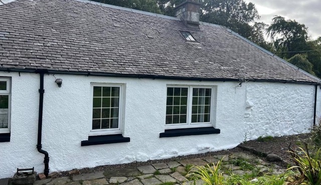2bed Airport Cottage, Contractors & Tourists