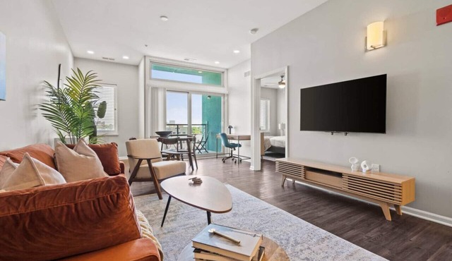2Bed Apt With Fitness centre in Kansas
