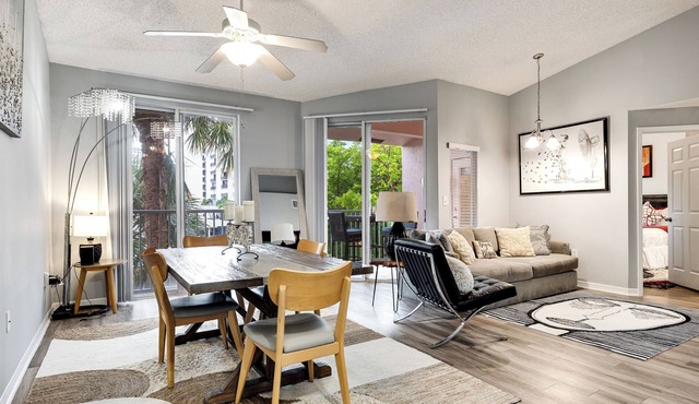 2Bedroom 2Bath Water View Apartment