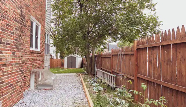 2BR & 1BA Self Contained apartment in vibrant downtown Silver Spring