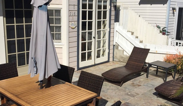 2BR-2BA, 100ft to ocean sand, patio & garage. Monthly rentals.