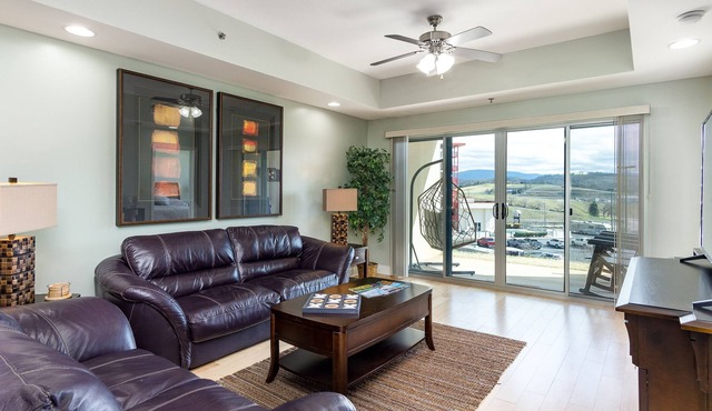 2BR / 2BA Condo in Bristol, TN / Walk to BMS / 15 min. to Casino!