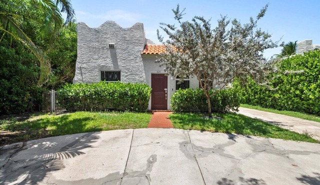 2BR/2BA Cottage - 8 min from Downtown West Palm Beach