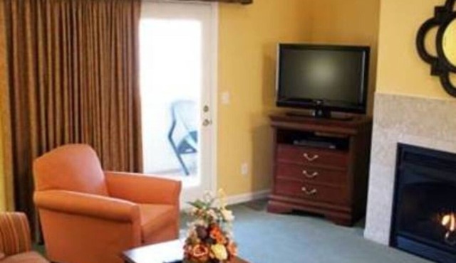 2BR 2BA w Hot Tub at Massanutten