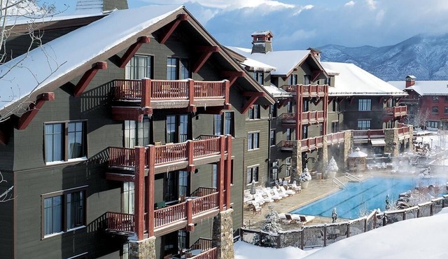 2br 3ba Condo in Aspen Highlands. Ski in/out