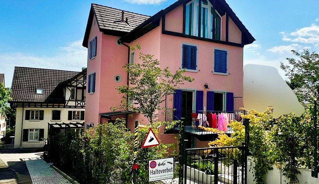 2BR 4mins walk Thalwil Station Parking Historical