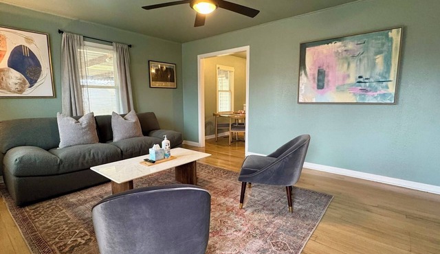 2BR Apt | $1700 Monthly | 8mins to St Anthony #L1