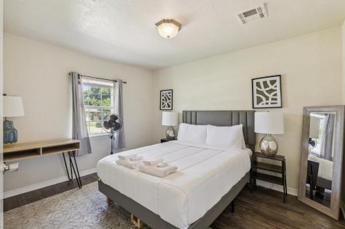 2BR Apt 5 mins OKC Zoo Monthly 15 Off #TA