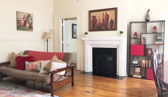 2BR Apt w/kitchen. Discounts. Large, Sleeps 6-8