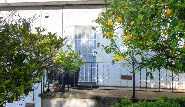 2BR, Canyon Views WiFi Parking Near CSU & Hospitals, BART & Trails.