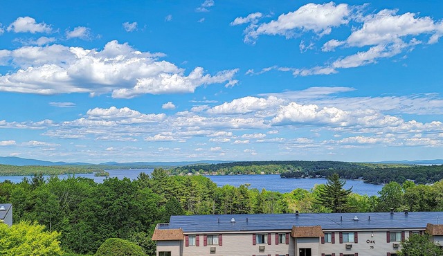 2BR Condo Lake Winnipesaukee