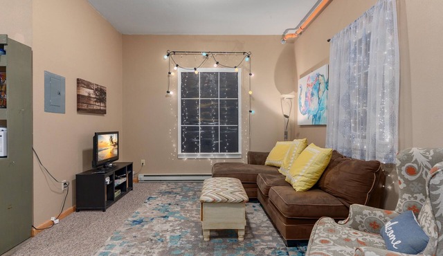2BR Condo Near Lake Pepin - Fun & Quirky - Eclipse