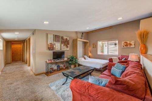 2BR Condo Near Lake Pepin w Murphy Bed - Sunbeam