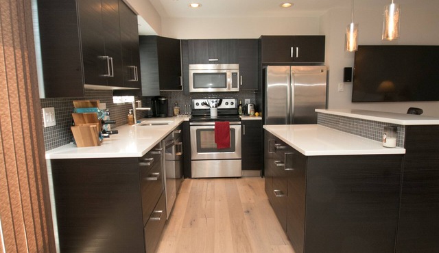 2BR Condo with Parking: Please Read Current Availability