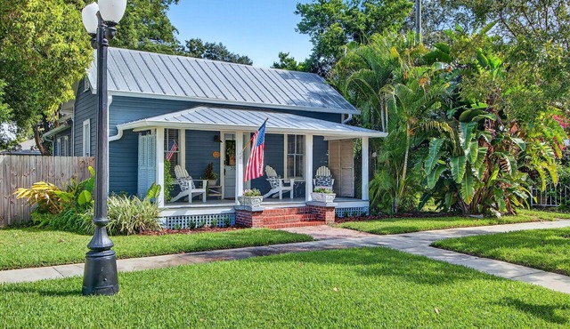 2BR COTTAGE IN SANFORD HISTORIC DISTRICT