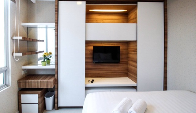 2BR Deluxe Denpasar Residence Apartment By Travelio