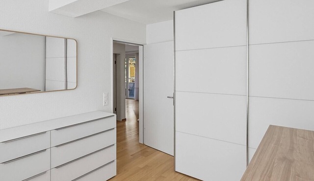 2BR flat in the city center (West 12)