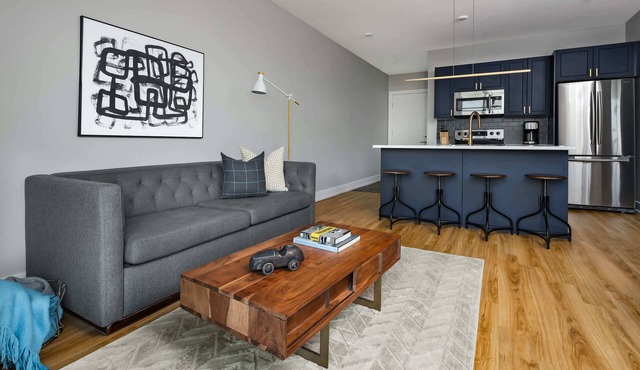 2BR Frankford Artsy Escape Stylish Stay