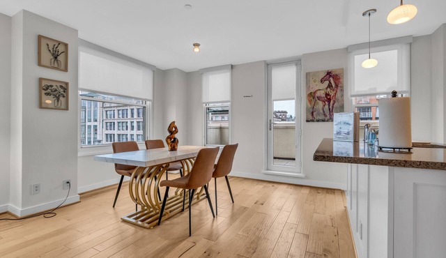 2BR Furnished Apartment near Smithsonian by RedAwning