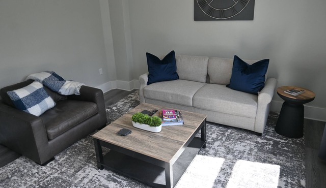 2br Gem in the heart of Springdale