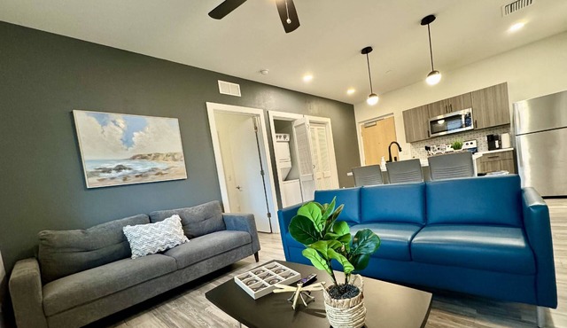 2BR Ground Floor Apt Near Pickleball, Tennis & Wellness Center, Exclusive Guest Golf Packages!