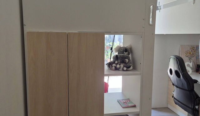 2BR ground floor apartment in Westmead. Walk to Westmead hospitals.