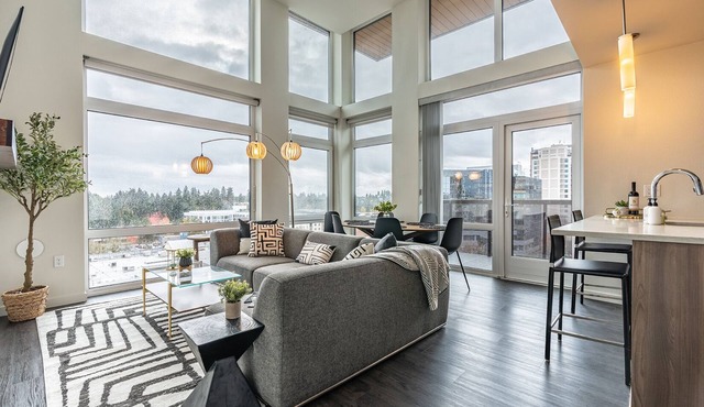 2BR | Gym, Lounge | Bellevue | Sophari Downtown G