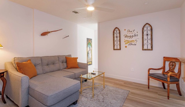 2Br Harry Potter Themed Home 7mins from Universal