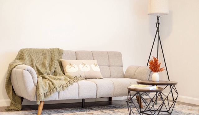 2BR Heaven - In-Unit Laundry - Parking - Gym