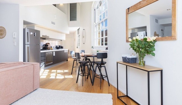 2BR Heritage Near River, CBD, Pool + 2 Carparks