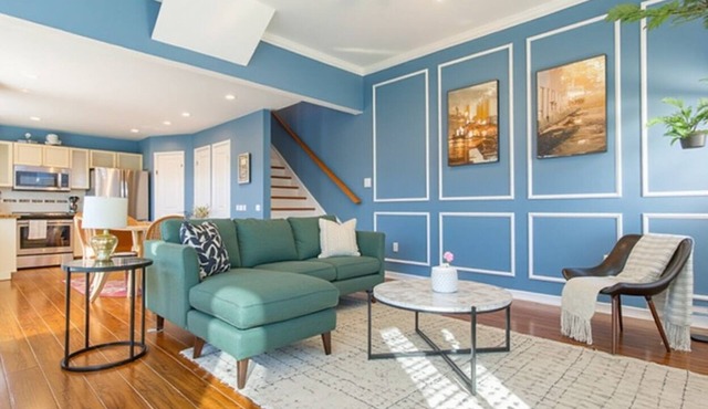 2BR Home with Backyard! Free Parking!