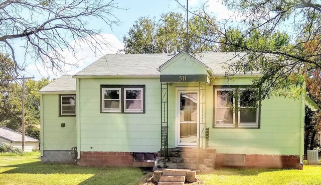 2BR house close to Lake Wilson, epic MTB trails, I-70, world's largest Czech egg
