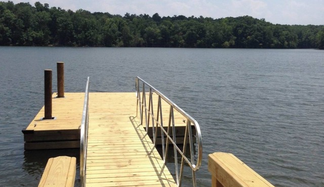 2BR Lakefront Lake Murray Home w/Dock & Deck
