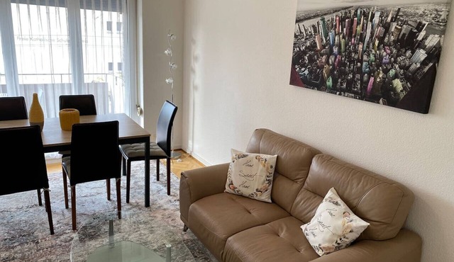 2BR near city center (Vineyard 21)