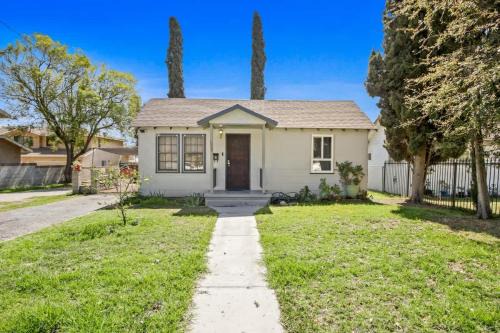 2BR Pet-Friendly Home # RV FREE