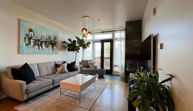 2BR Potrero condo with patio walkable to 18th St