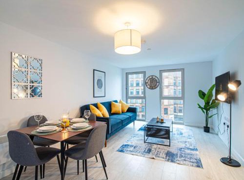 2BR River View Leeds Dock Apartment l Free Parking