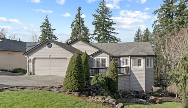 2BR Vancouver WA | Near Portland & Trails Unit A